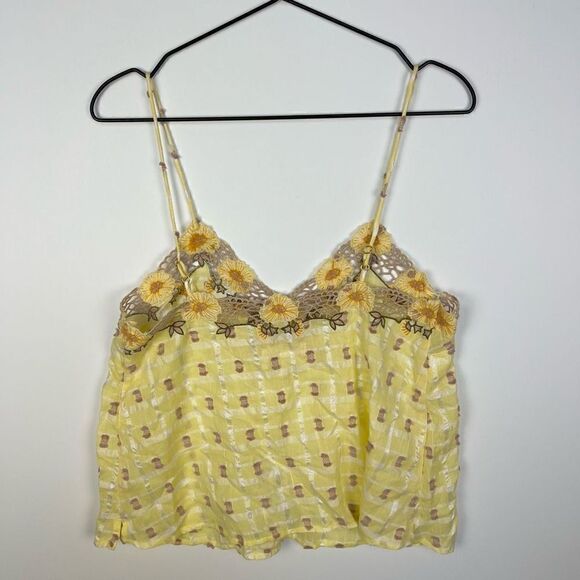 NWT Urban Outfitters Y2K Floral Embroidered Tank Top Cami Yellow Cottagecore M - Picture 3 of 9
